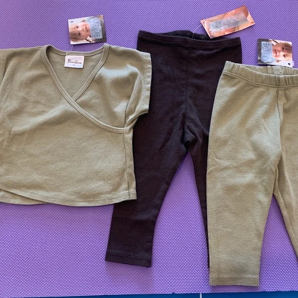 Blue Canoe Organic Girl Gift Set Kimono Layering Top, Leggings, Pant 9-12 months - Picture 1 of 6